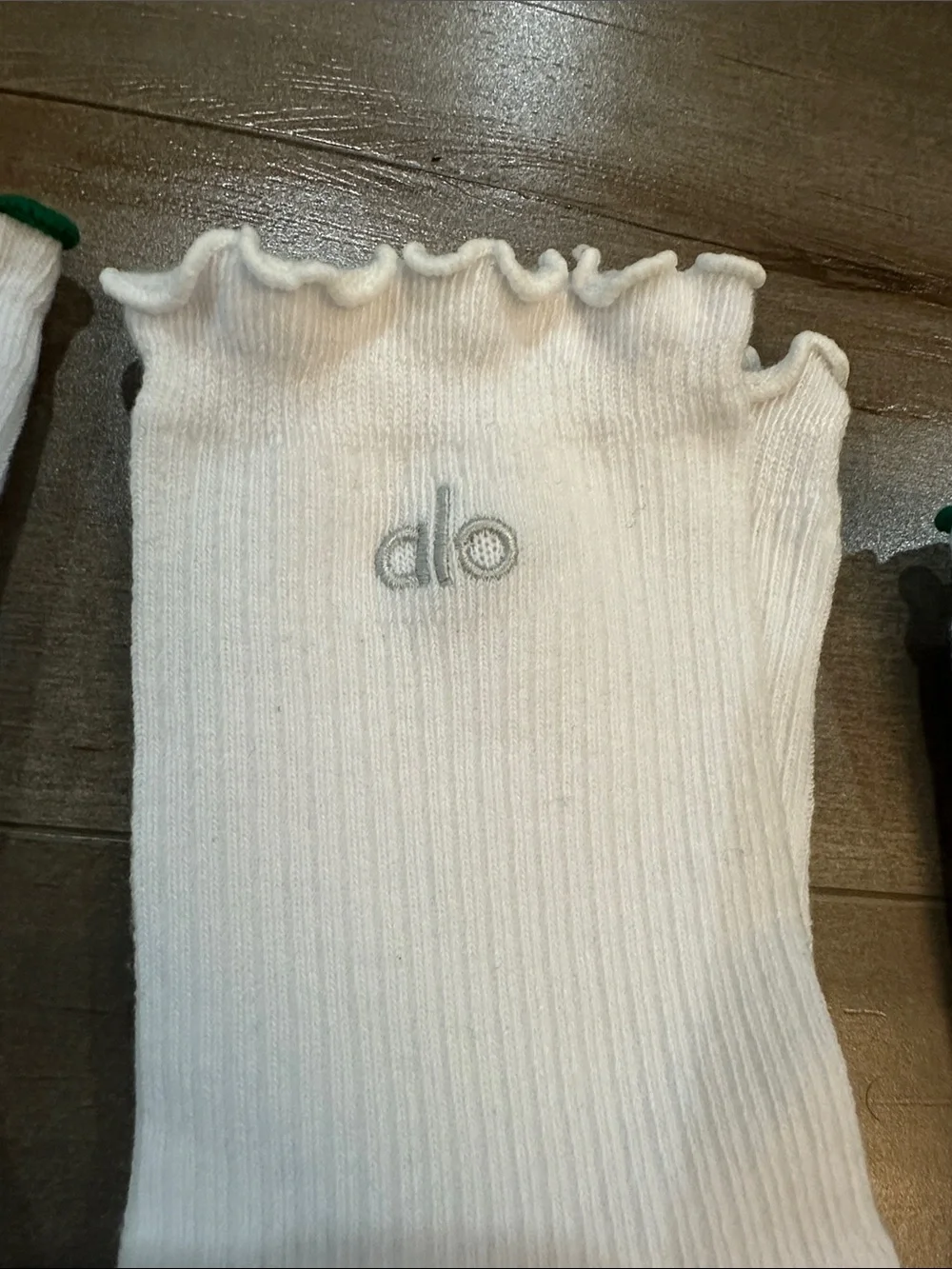 ALO Yoga White Crew Socks with Green Trim - 3-Pack